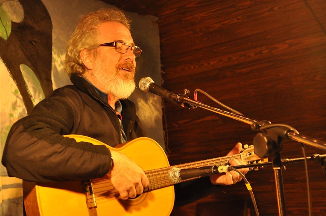 Glenn singing at the Coffeehouse